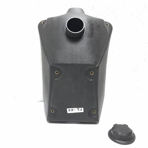 FUEL GAS TANK WITH A GAS CAP