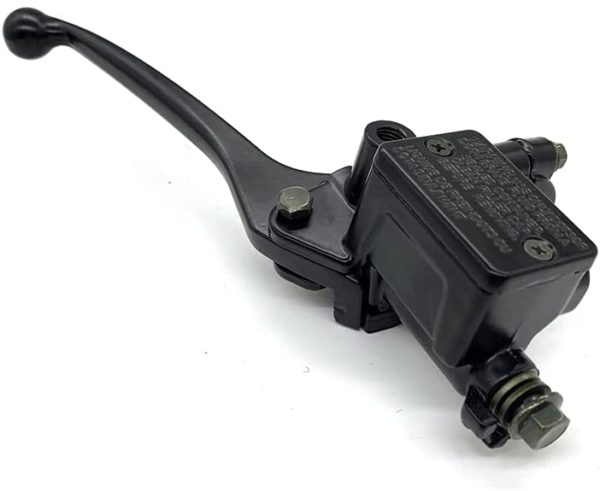 RIGHT BRAKE MASTER CYLINDER