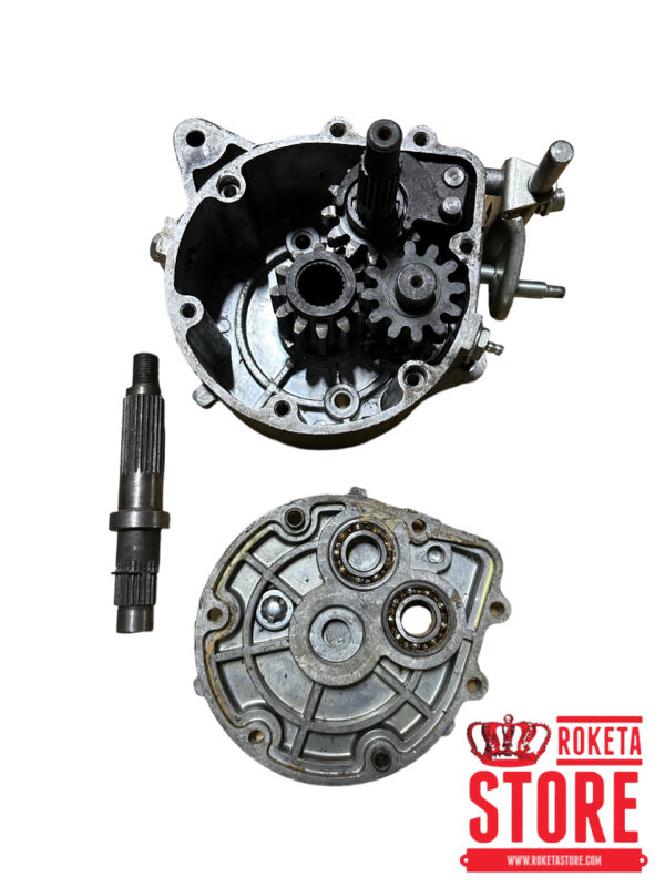 Rear Gear box Assembly For GY6 250cc WATER COOLED ENGINE