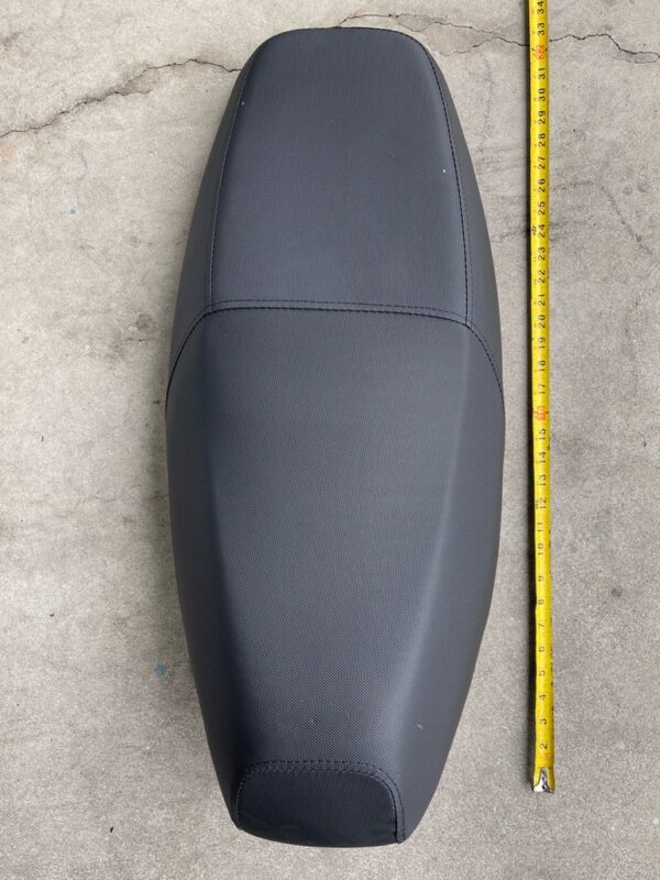 Seat for Roketa MC-121-150cc Moped