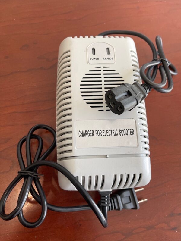 DC 48V.MAX2.5A Lead-Acid Type Battery Charger