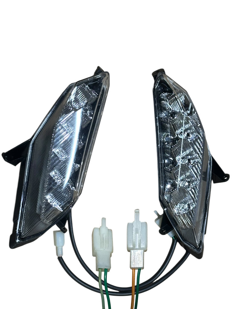 13.5V 1.3W LED Front Turn Signal for MC-121-150cc