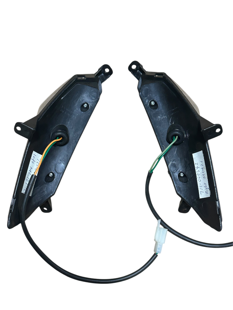 13.5V 1.3W LED Front Turn Signal for MC-121-150cc - Image 3